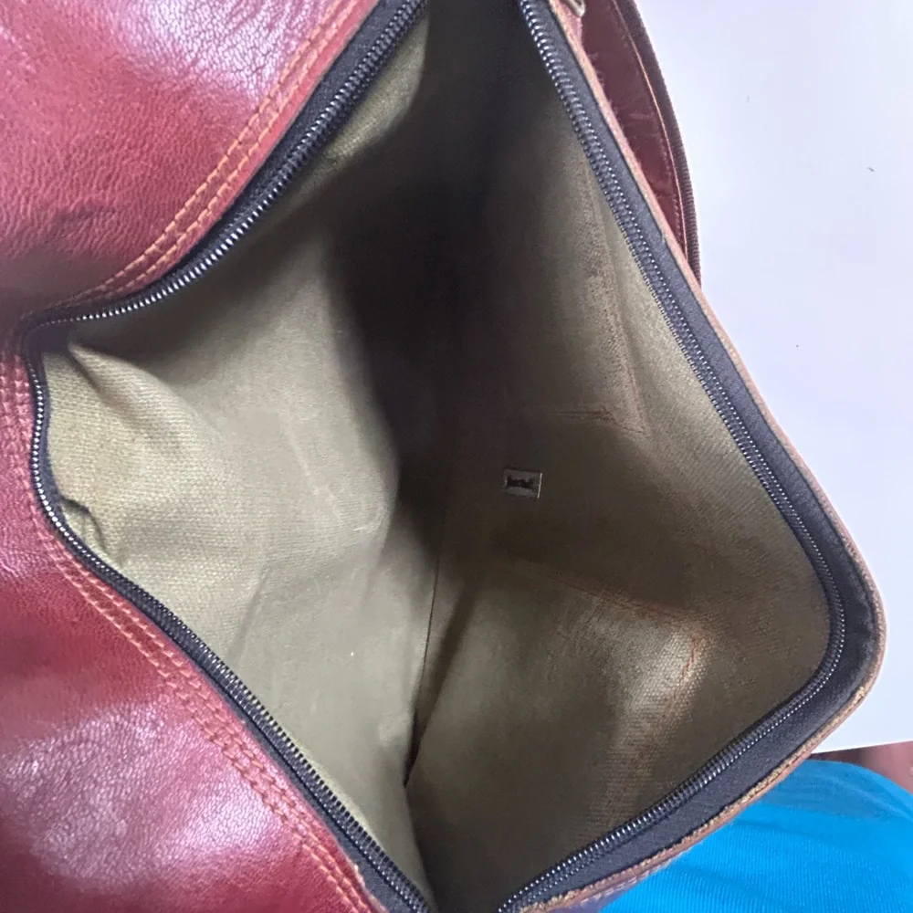 Genuine Brown Leather Messenger Shoulder Laptop Briefcase/Bag